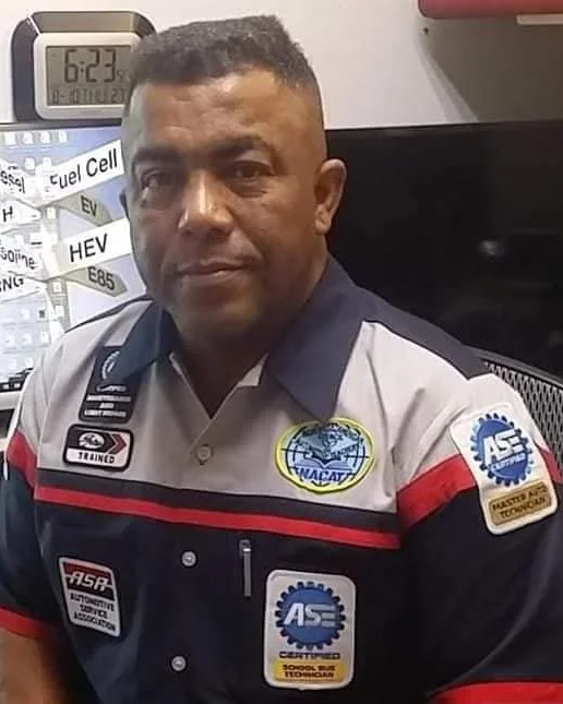Rafael A De Leon